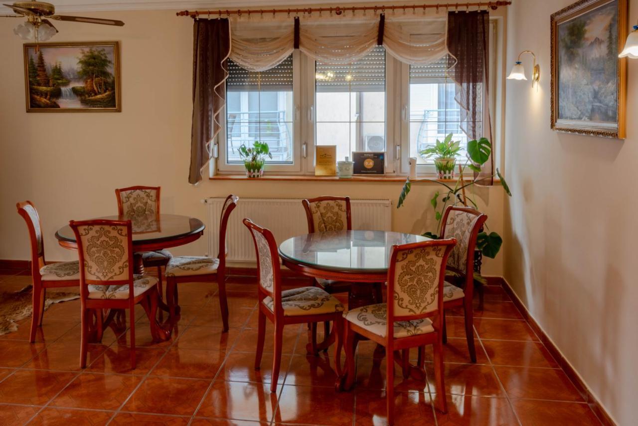 Huerkecz Apartmanhaz Hévíz 외부 사진